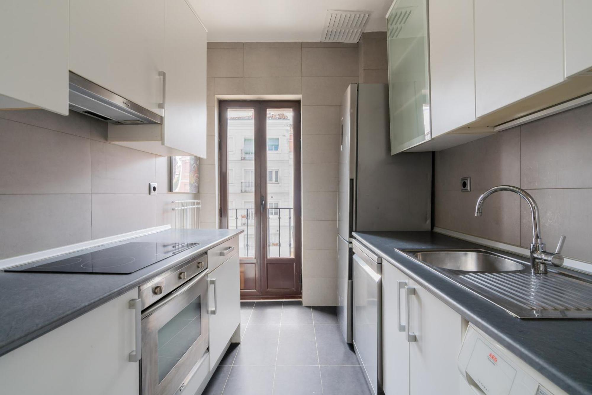 Apartamento Exterior En Lavapies Alquiler Temporal Madrid Extérieur photo